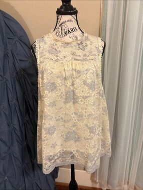 Taylor & Sage Cream Lace Sleeveless Tunic